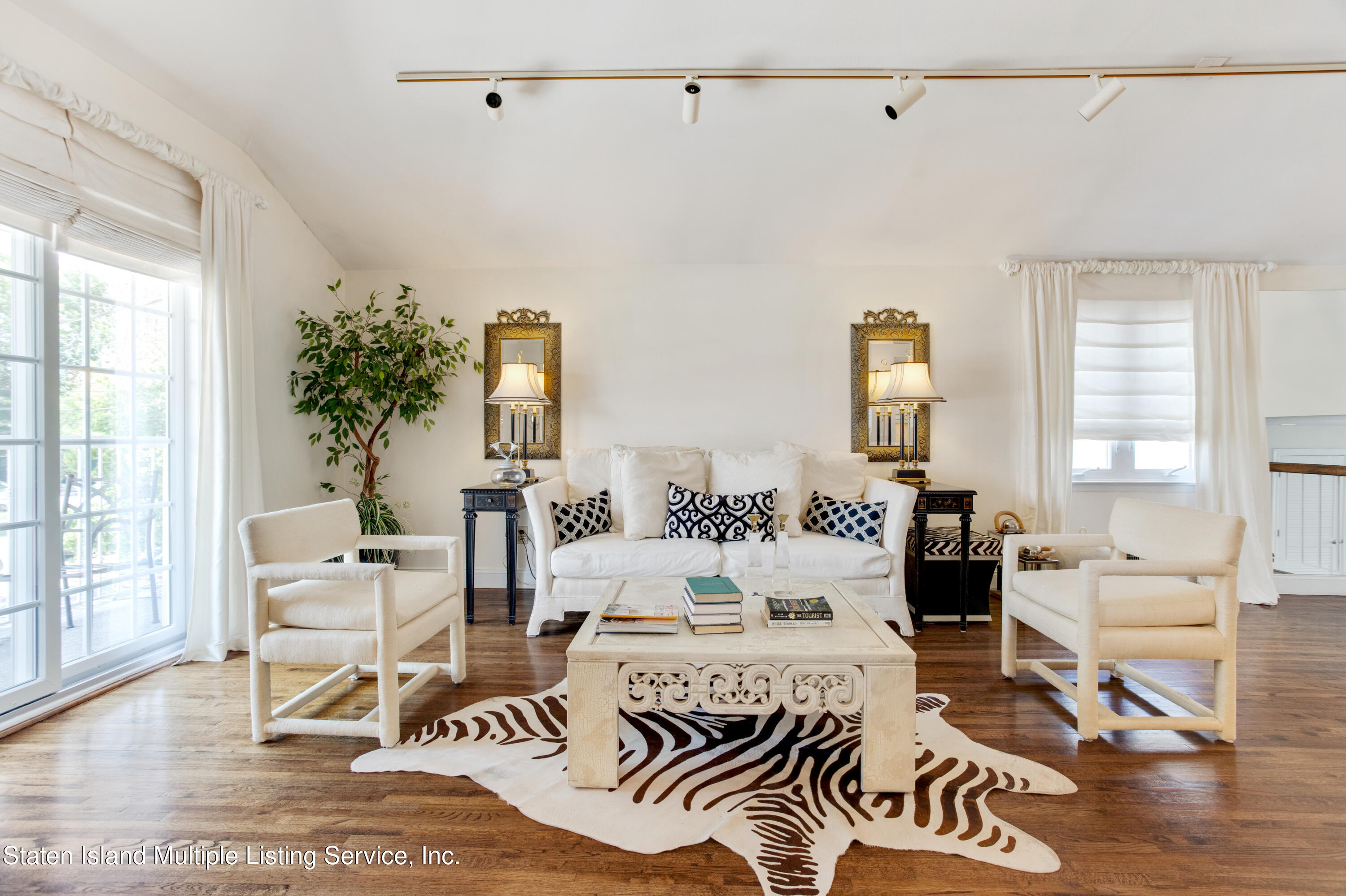 826 Rathbun Avenue Staten Island, NY 10309 - Photo 10 of 29 VMD_006