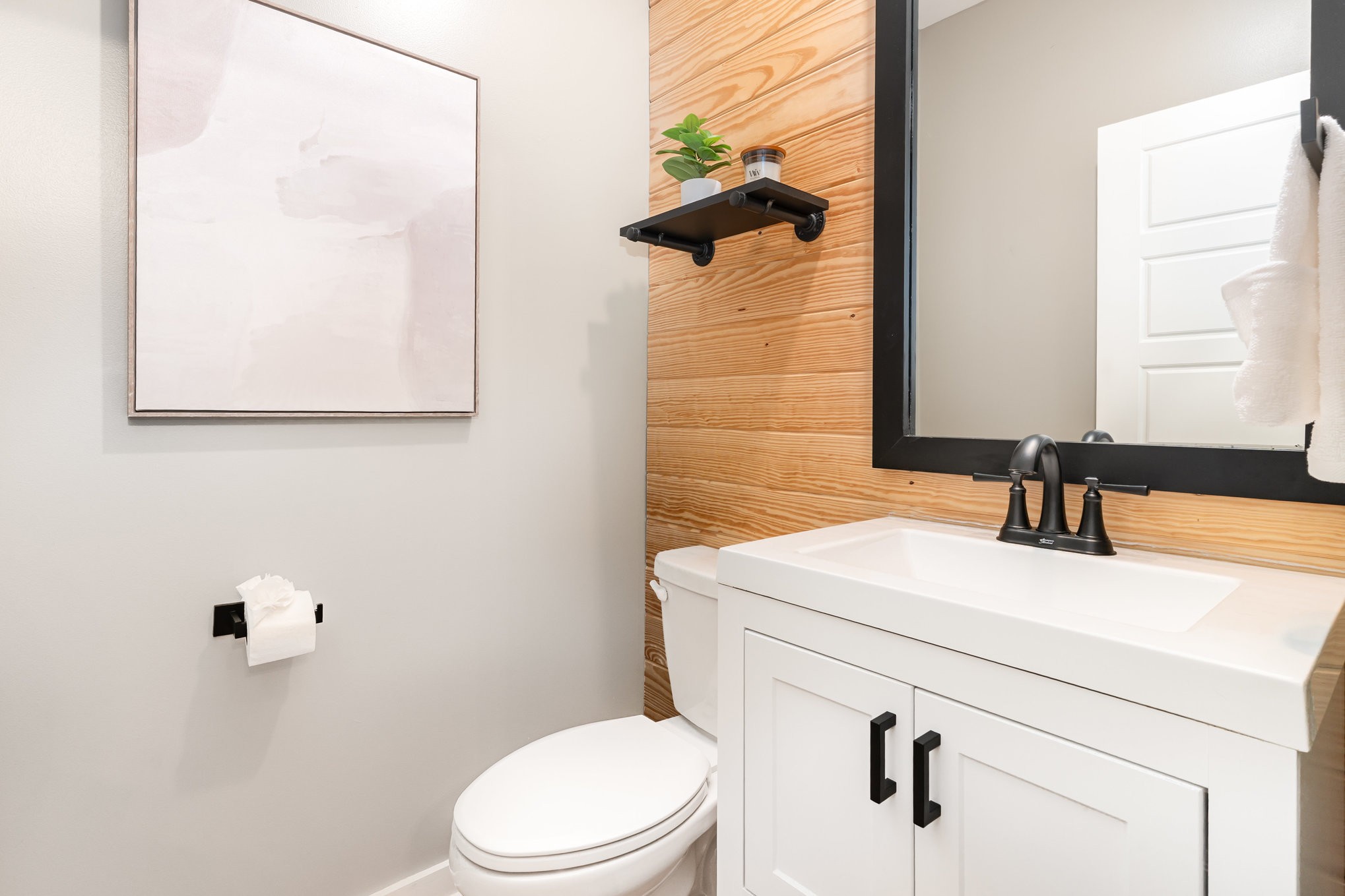 425 Irwin Way Spring Hill, TN 37174 - Photo 13 of 20 a bathroom with a sink a toilet and a mirror