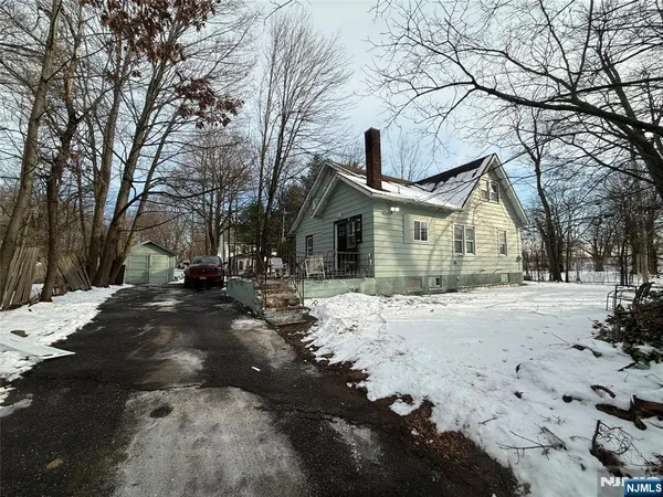 $4,650 | 131 West Ramapo Avenue, Mahwah, NJ 07430