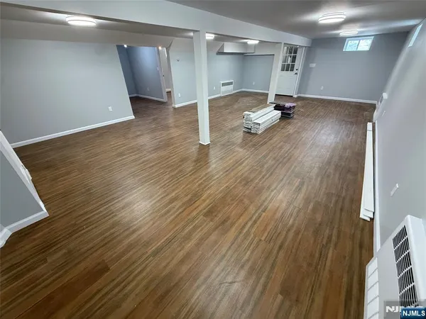 $4,650 | 131 West Ramapo Avenue, Mahwah, NJ 07430