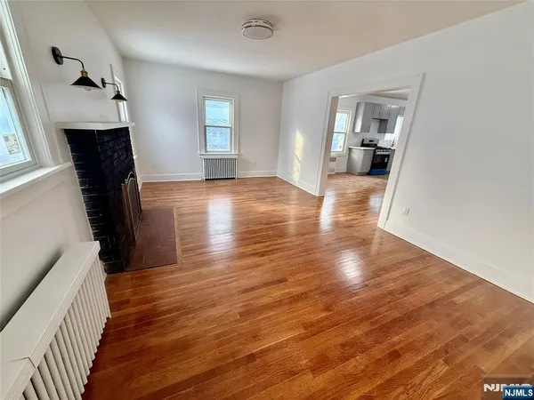 $4,650 | 131 West Ramapo Avenue, Mahwah, NJ 07430