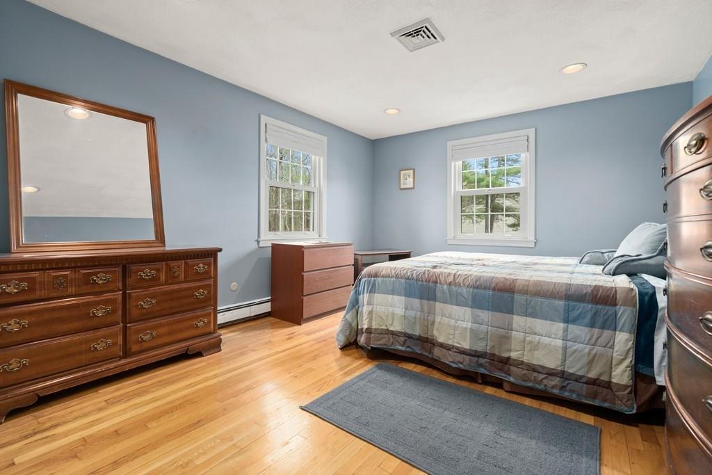 63 Ledgewood Road Framingham, MA 01701 - Photo 16 of 42 Gallery Image 16