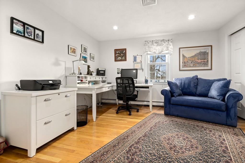 63 Ledgewood Road Framingham, MA 01701 - Photo 18 of 42 Gallery Image 18
