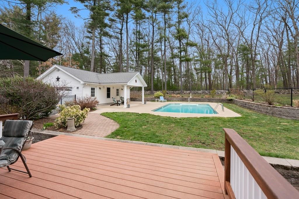 63 Ledgewood Road Framingham, MA 01701 - Photo 25 of 42 Gallery Image 25