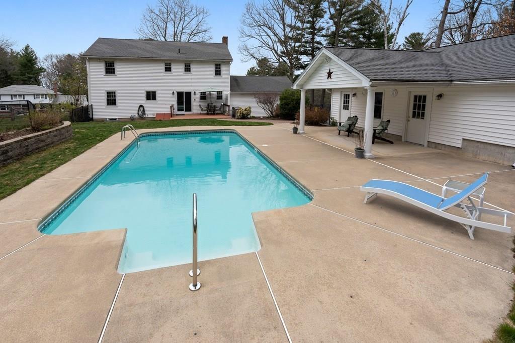 63 Ledgewood Road Framingham, MA 01701 - Photo 27 of 42 Gallery Image 27