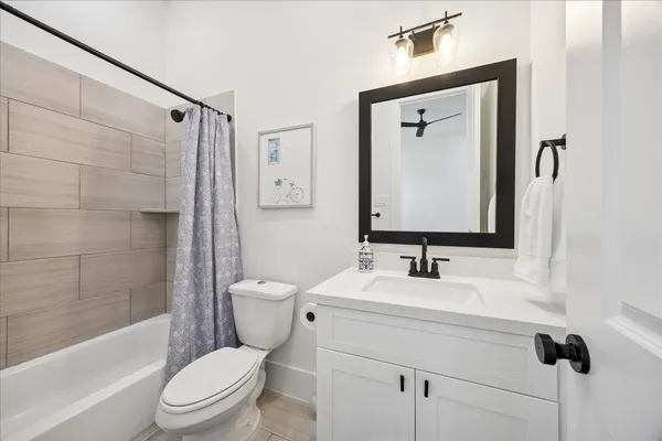 $519,000 | 1408 West 21st Street, Unit C, Houston, TX 77008