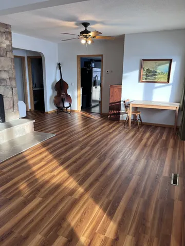 $385,000 | 21510 430th Avenue, Morris, MN 56267