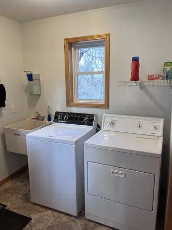 $385,000 | 21510 430th Avenue, Morris, MN 56267
