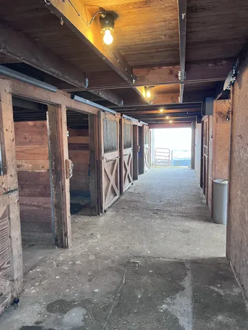 $385,000 | 21510 430th Avenue, Morris, MN 56267