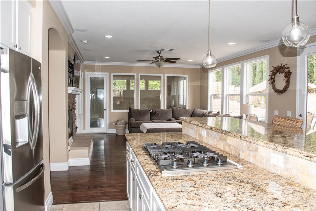 1671 Fairway Drive Corona, CA 92883 - Photo 32 of 75