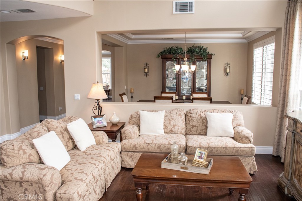 1671 Fairway Drive Corona, CA 92883 - Photo 5 of 75