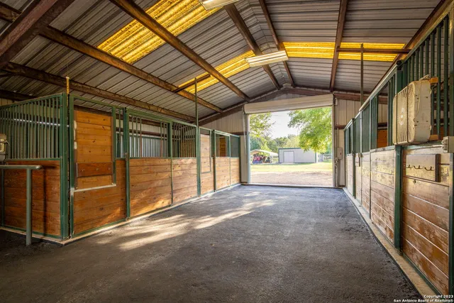 a view of porch with a backyard