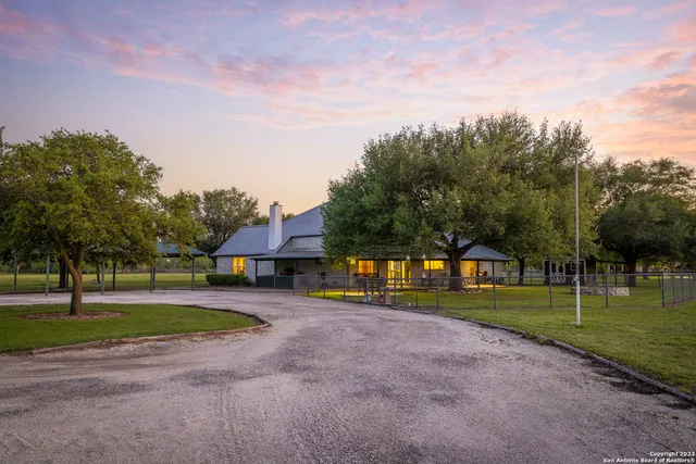 a view of an outdoor space and yard