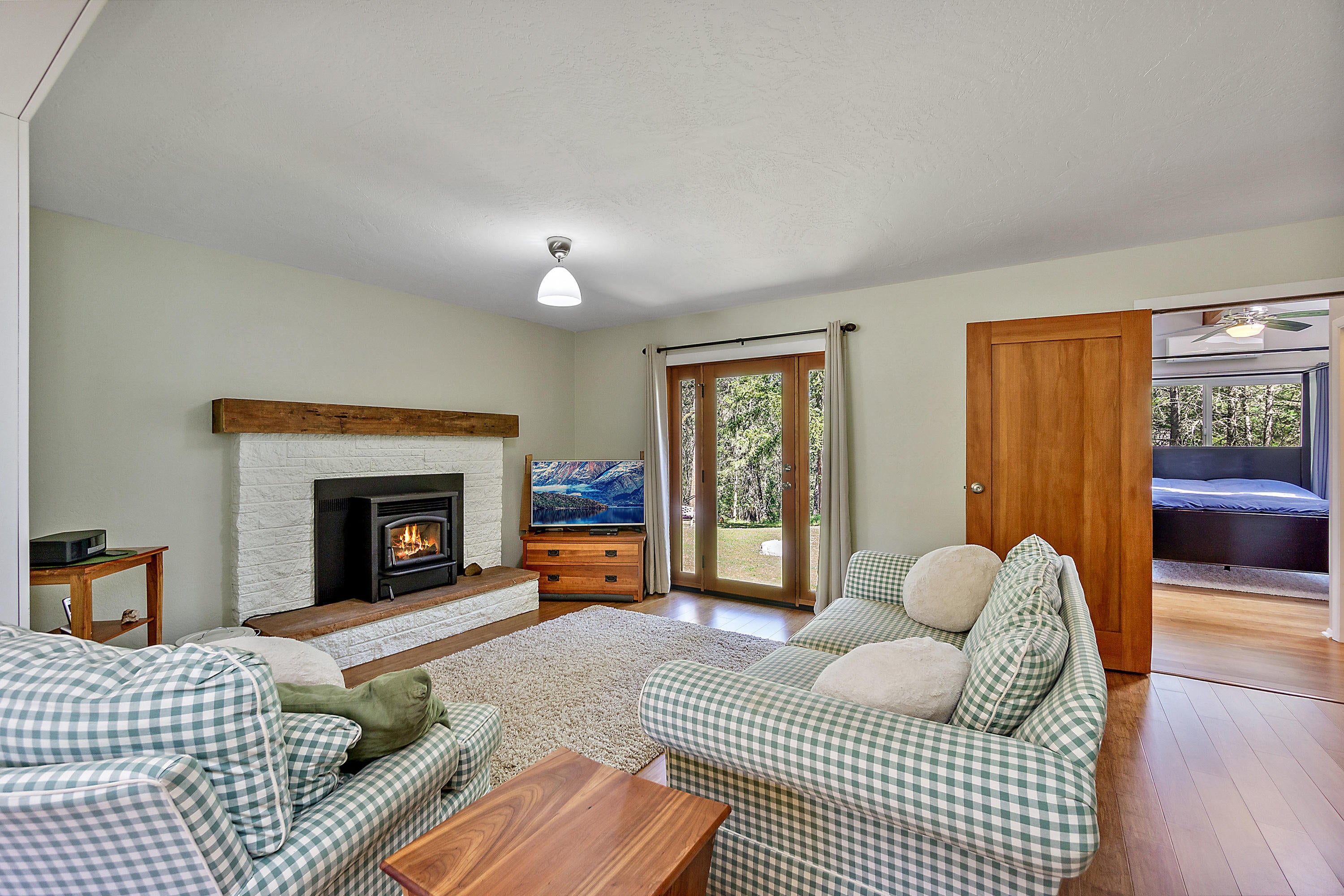 3341 Little Applegate Road Jacksonville, OR 97530 - Photo 4 of 18 23_LAR_23