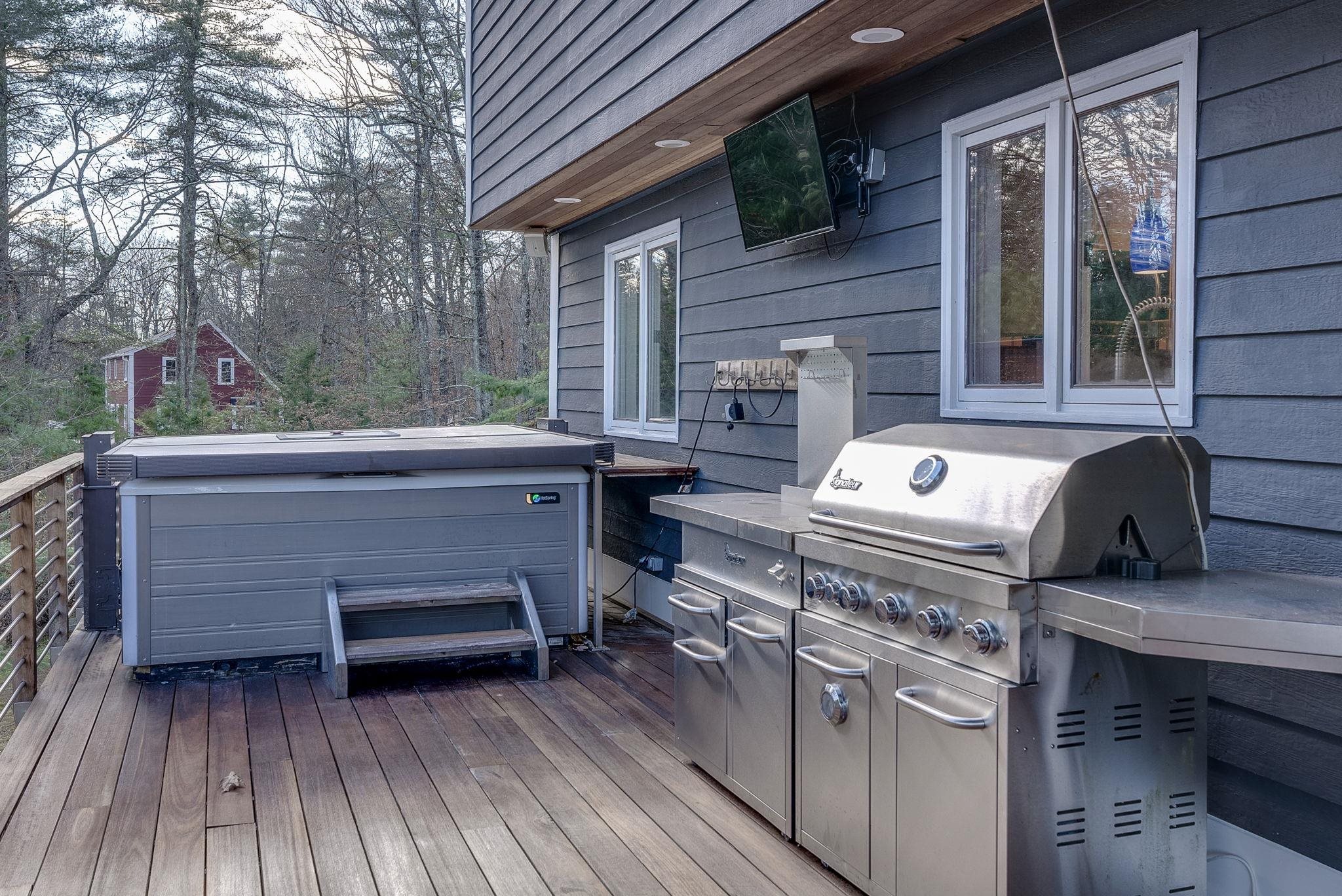 16 Stowell Road Bedford, NH 03110 - Photo 6 of 35