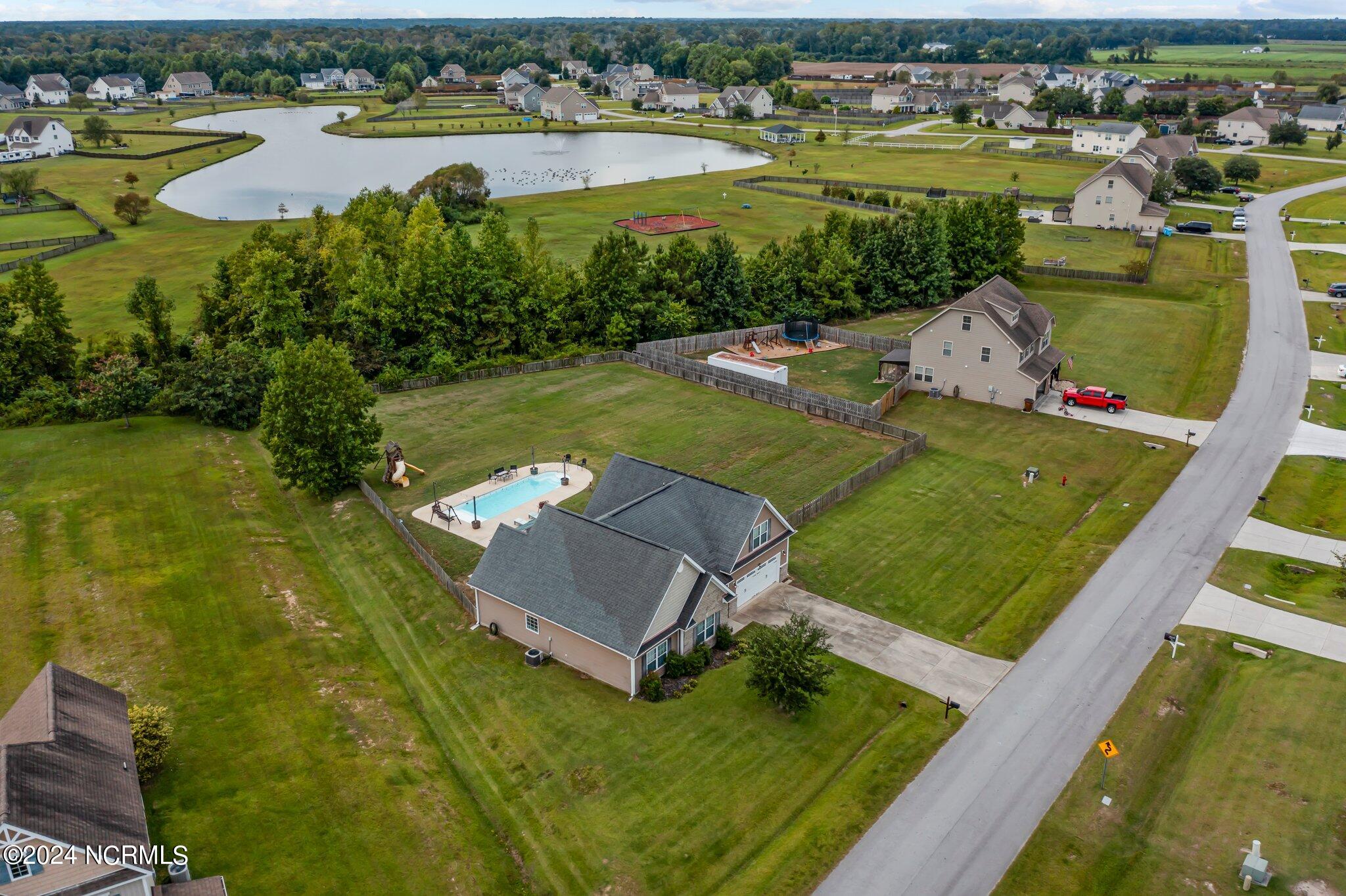 178 River Winding Road Jacksonville, NC 28540 - Photo 17 of 56 10-web-or-mls-DJI_0704