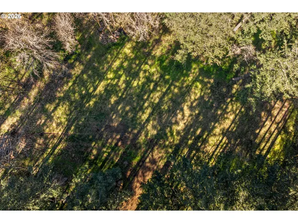 $699,000 | 445 Country Club Road, Hood River, OR 97031