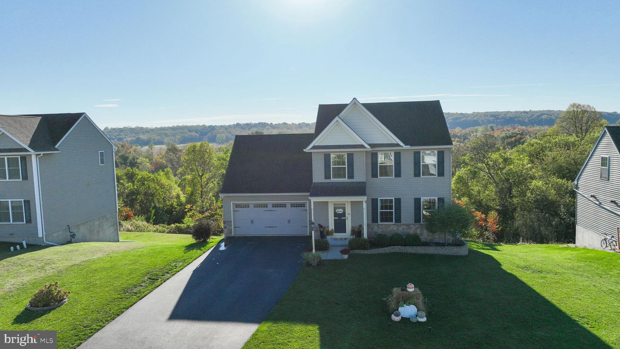 385 Riviera Street Mount Wolf, PA 17347 - Photo 4 of 65 Gallery Image 4