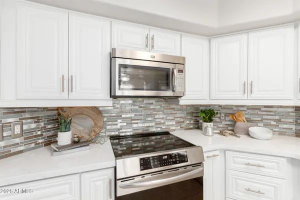 $560,000 | 3611 East Windmere Drive, Phoenix, AZ 85048