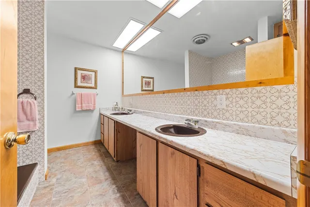 $999,000 | 15079 West Lake Road, Pulteney, NY 14418