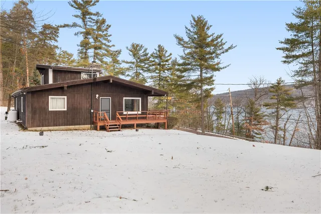 $999,000 | 15079 West Lake Road, Pulteney, NY 14418