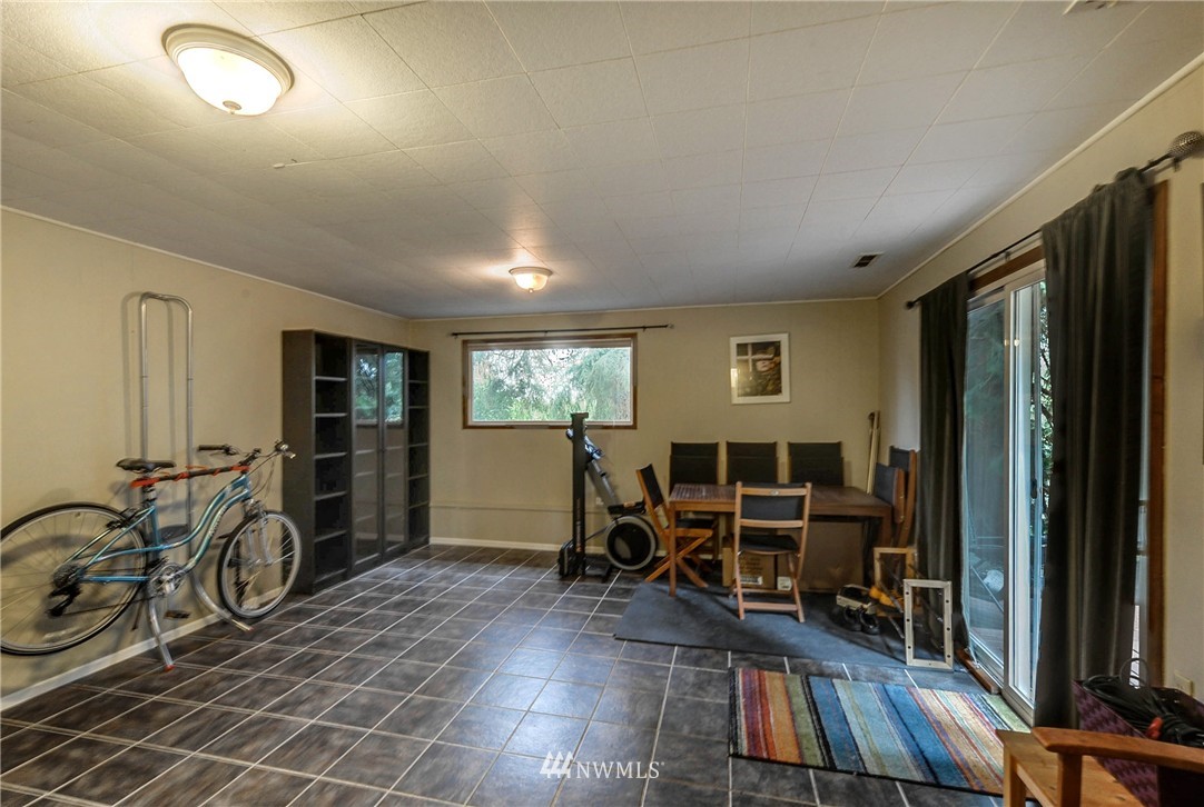 10420 Northeast 201st Street Bothell, WA 98011 - Photo 21 of 25