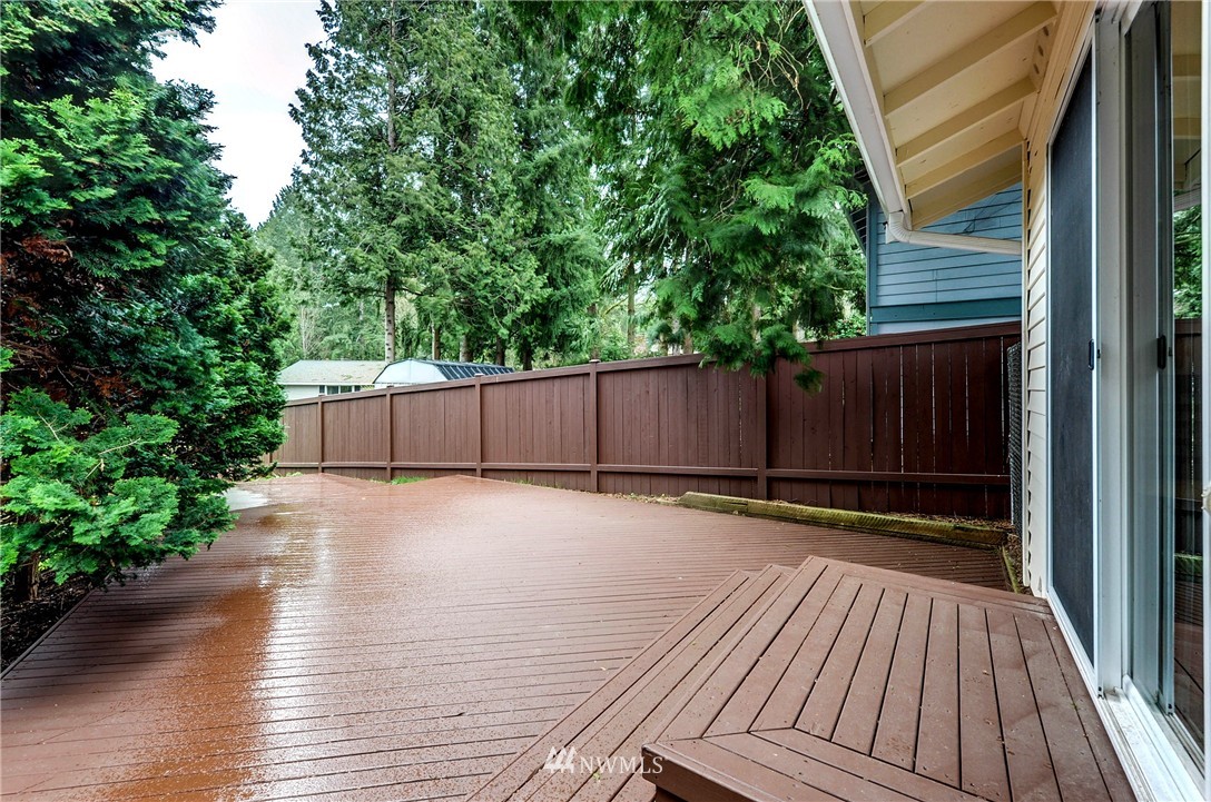 10420 Northeast 201st Street Bothell, WA 98011 - Photo 23 of 25