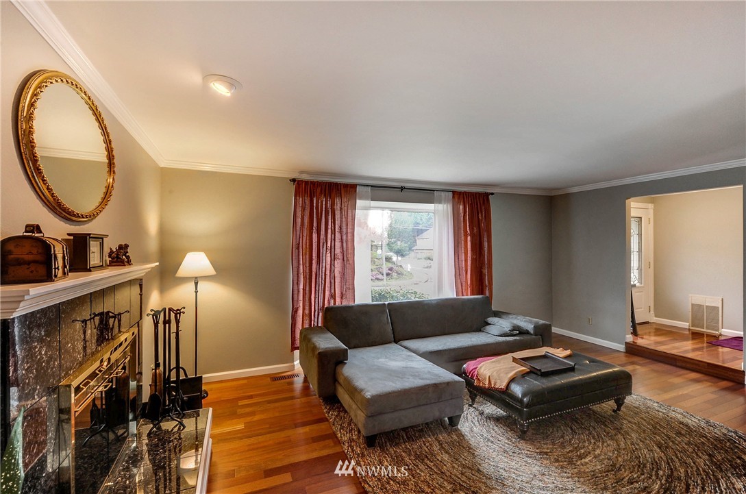 10420 Northeast 201st Street Bothell, WA 98011 - Photo 6 of 25