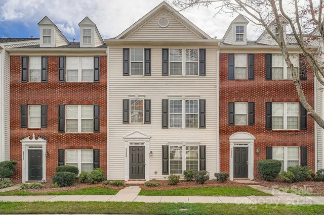 $399,900 | 11539 Destin Lane, Charlotte, NC 28277