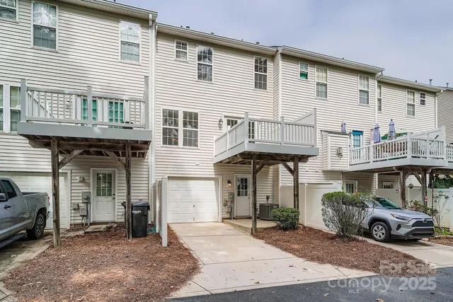 $399,900 | 11539 Destin Lane, Charlotte, NC 28277