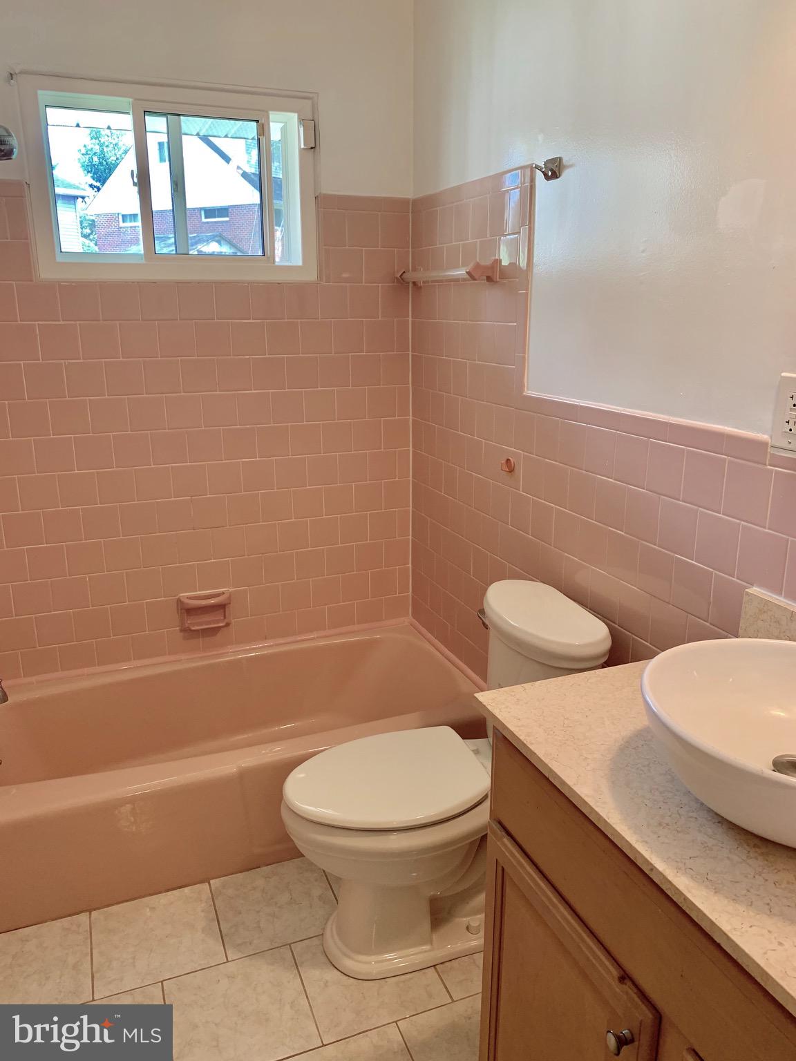 3819 Collier Road Randallstown, MD 21133 - Photo 20 of 41 Bathroom on Main Level