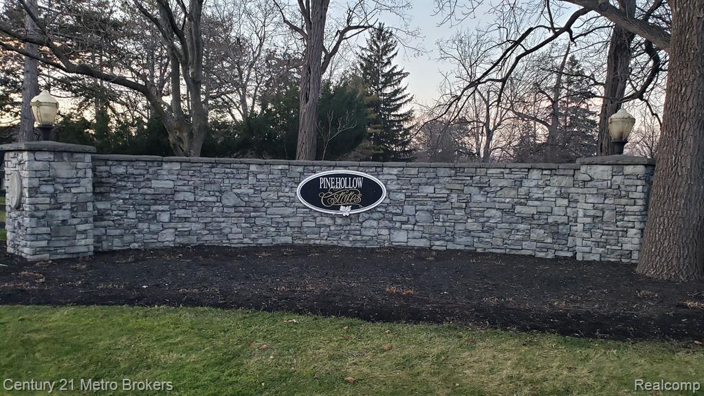 8124 South Vassar Road Grand Blanc, MI 48439 - Photo 1 of 1