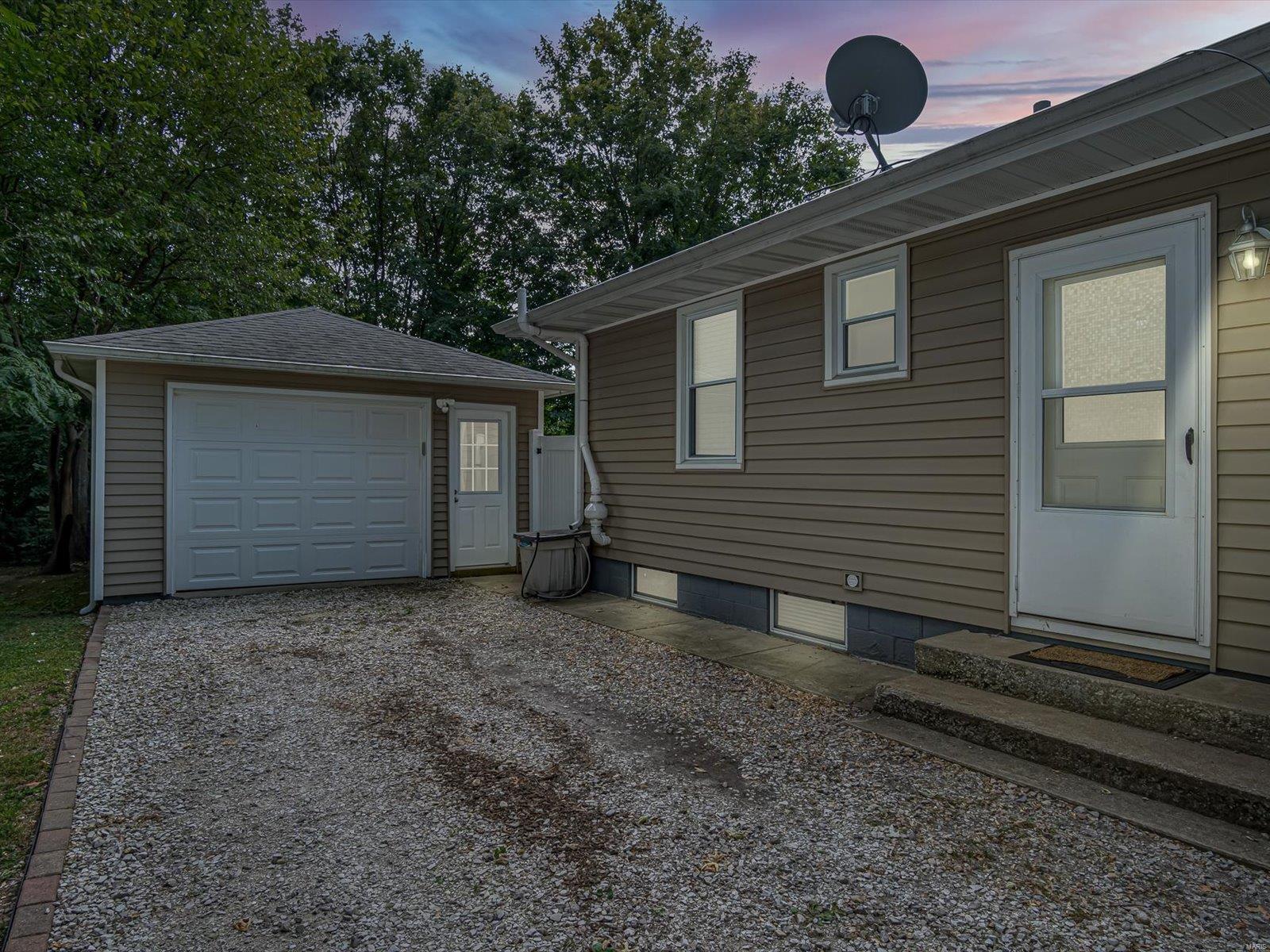 1018 Villa Ridge Way Collinsville, IL 62234 - Photo 26 of 28 Gallery Image 26