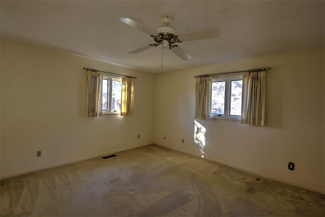 818 West Harold Circle Decatur, IL 62526 - Photo 13 of 29 Gallery Image 13