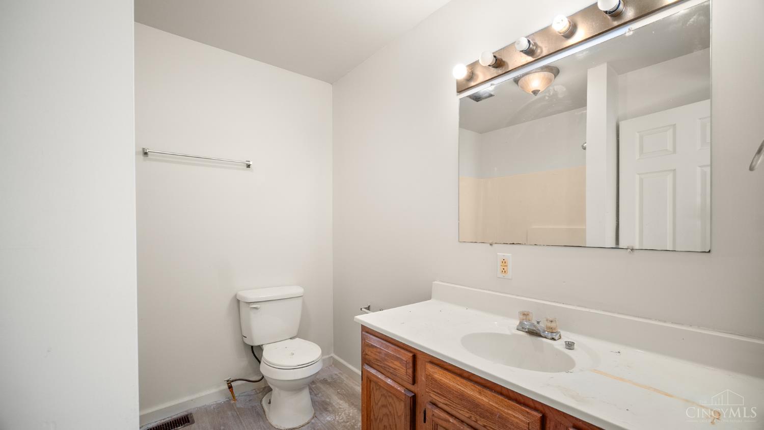 2238 Old State Road Manchester, OH 45144 - Photo 7 of 12