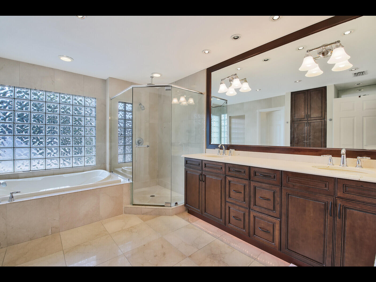 10876 King Bay Drive Boca Raton, FL 33498 - Photo 28 of 45 28_Image_28_mls