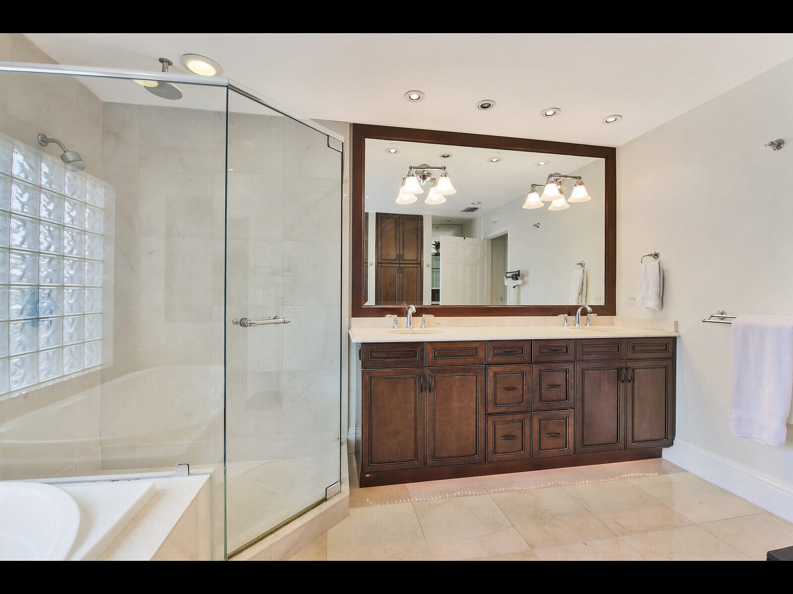 10876 King Bay Drive Boca Raton, FL 33498 - Photo 29 of 45 29_Image_29_mls