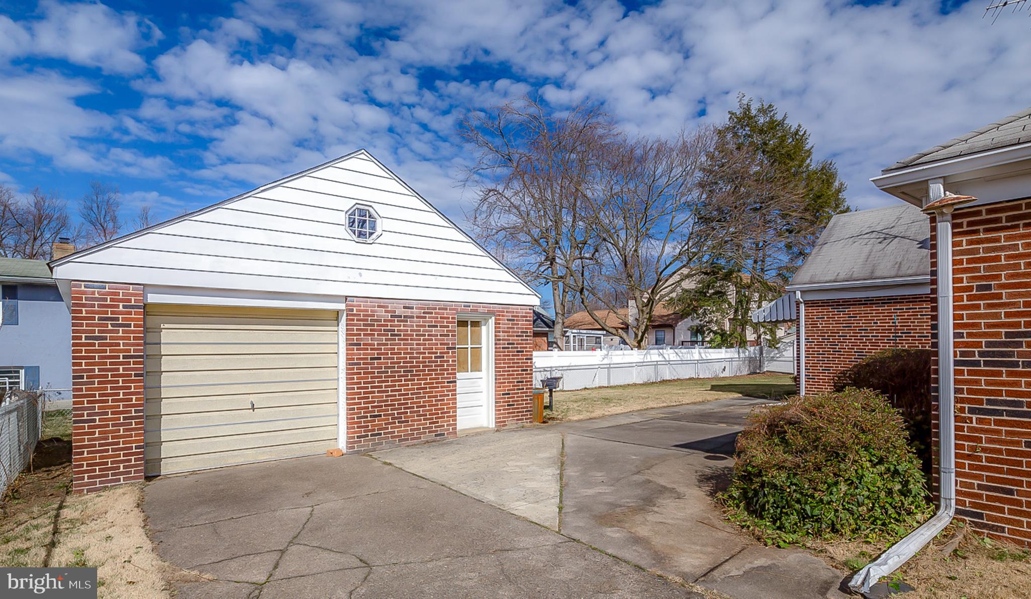 210 Nicholson Road Mount Ephraim, NJ 08059 - Photo 4 of 22
