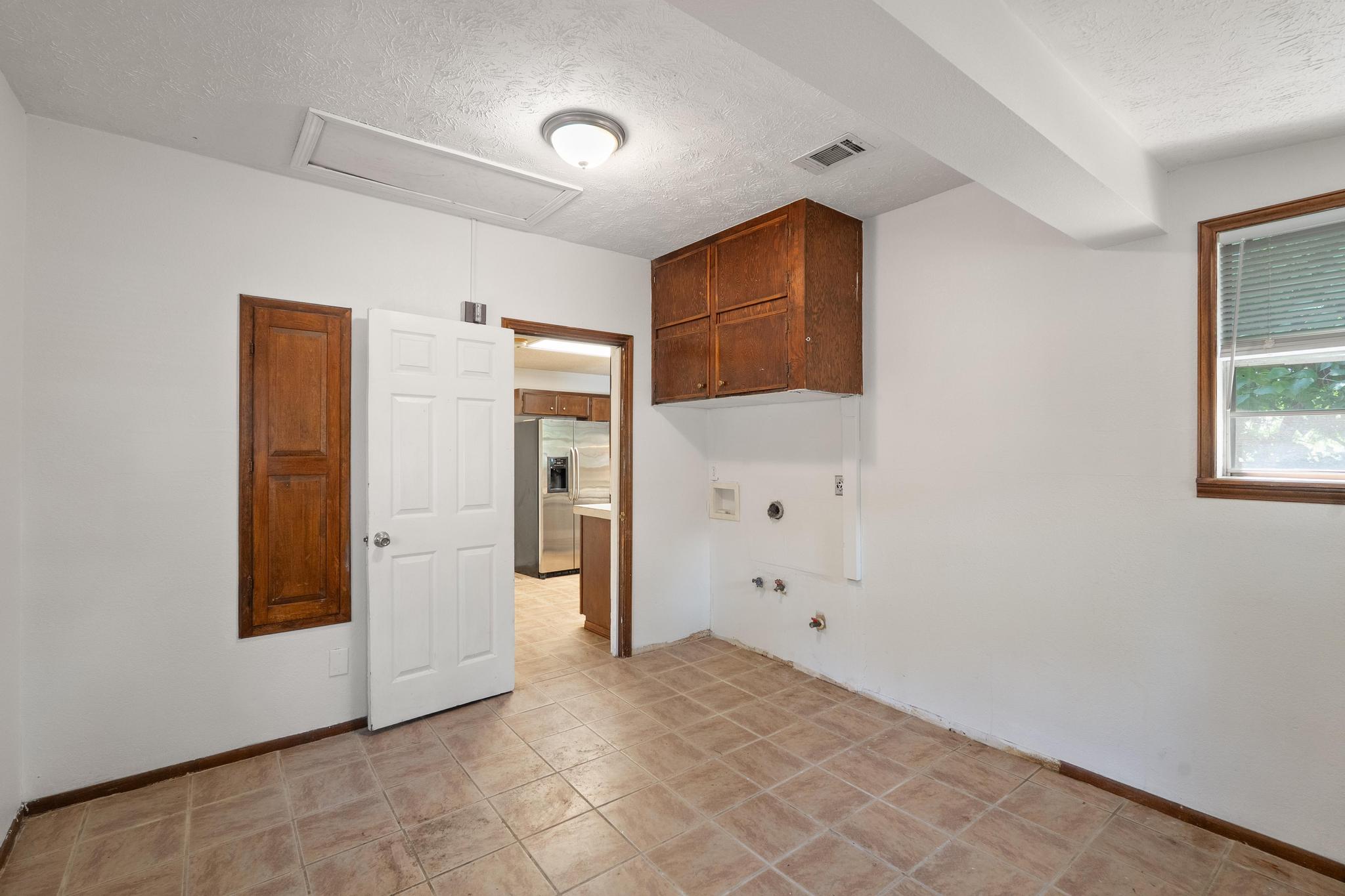 4616 East Cesar Chavez Street Austin, TX 78702 - Photo 17 of 22 a view of an empty room