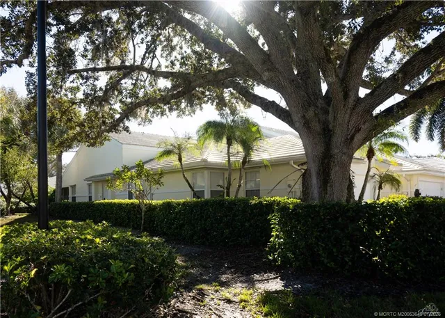 $479,000 | 2425 Southwest Foxpoint Trail, Palm City, FL 34990