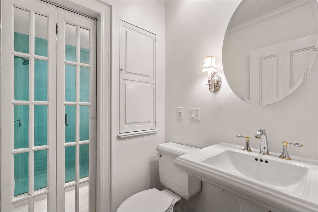 18 Worcester Square, Unit 2 Boston, MA 02118 - Photo 14 of 27