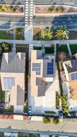 $510,000 | 5922 East Fancher Creek Drive, Fresno, CA 93727