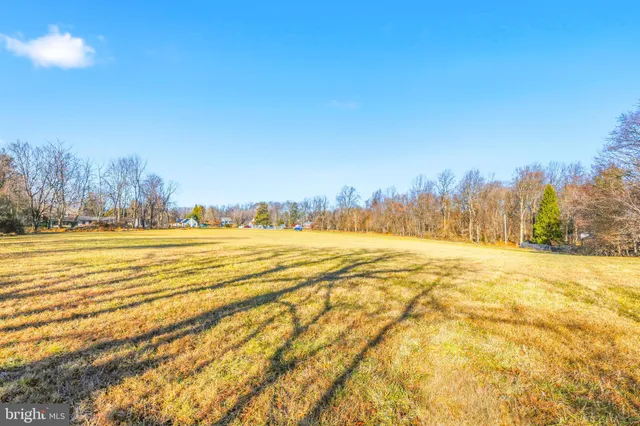 a view of an ocean view
