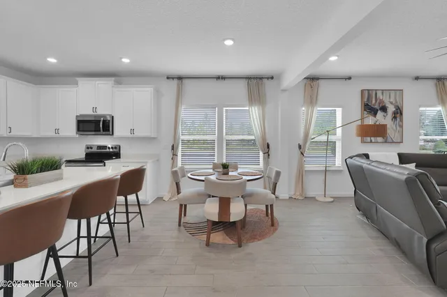 $318,000 | 9793 Lemon Grass Lane, Jacksonville, FL 32219