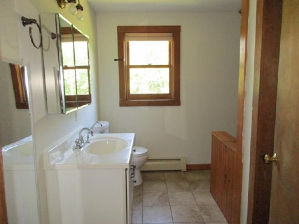 47 Ring Road Chichester, NH 03258 - Photo 2 of 30