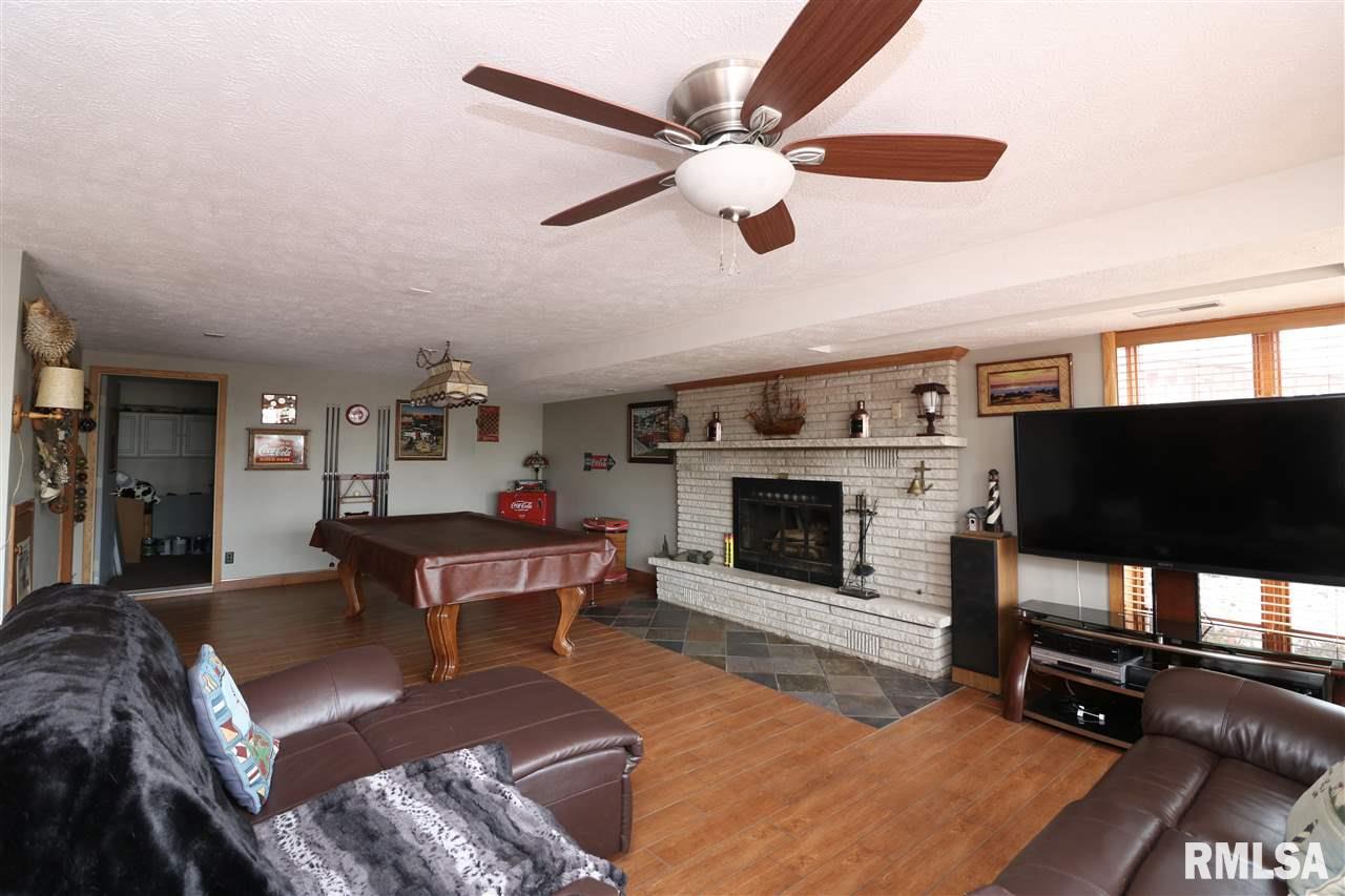 23753 North 200 E Road Long Point, IL 61333 - Photo 8 of 36
