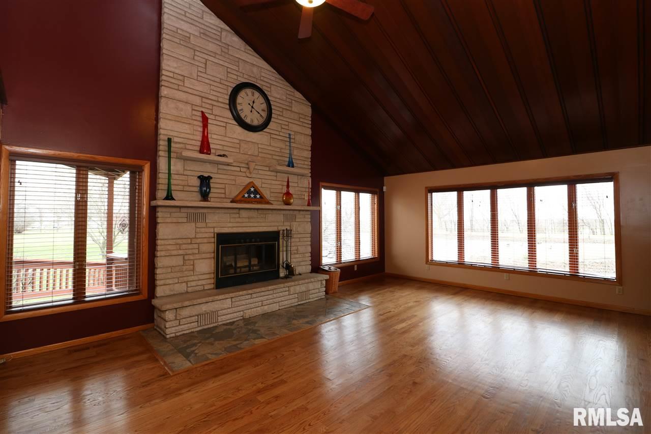23753 North 200 E Road Long Point, IL 61333 - Photo 9 of 36