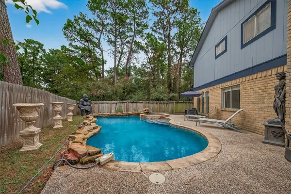 $435,000 | 92 South Waxberry Road, The Woodlands, TX 77381