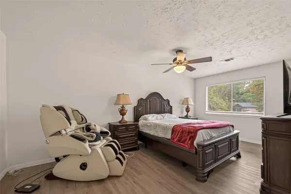 $435,000 | 92 South Waxberry Road, The Woodlands, TX 77381