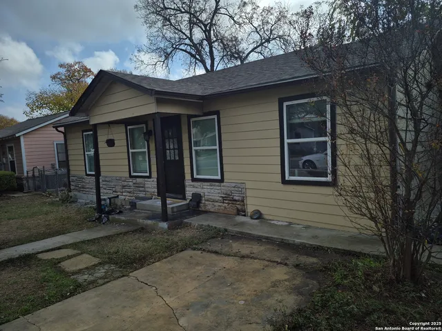 $148,200 | 1614 West Hermine Boulevard, San Antonio, TX 78201